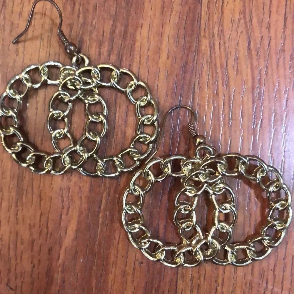 Vintage Gold tone earrings